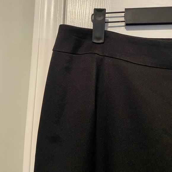 Talbots Size 14P Black Satin Finish Front Slit Zip Back Pencil Skirt Midi - Picture 2 of 9